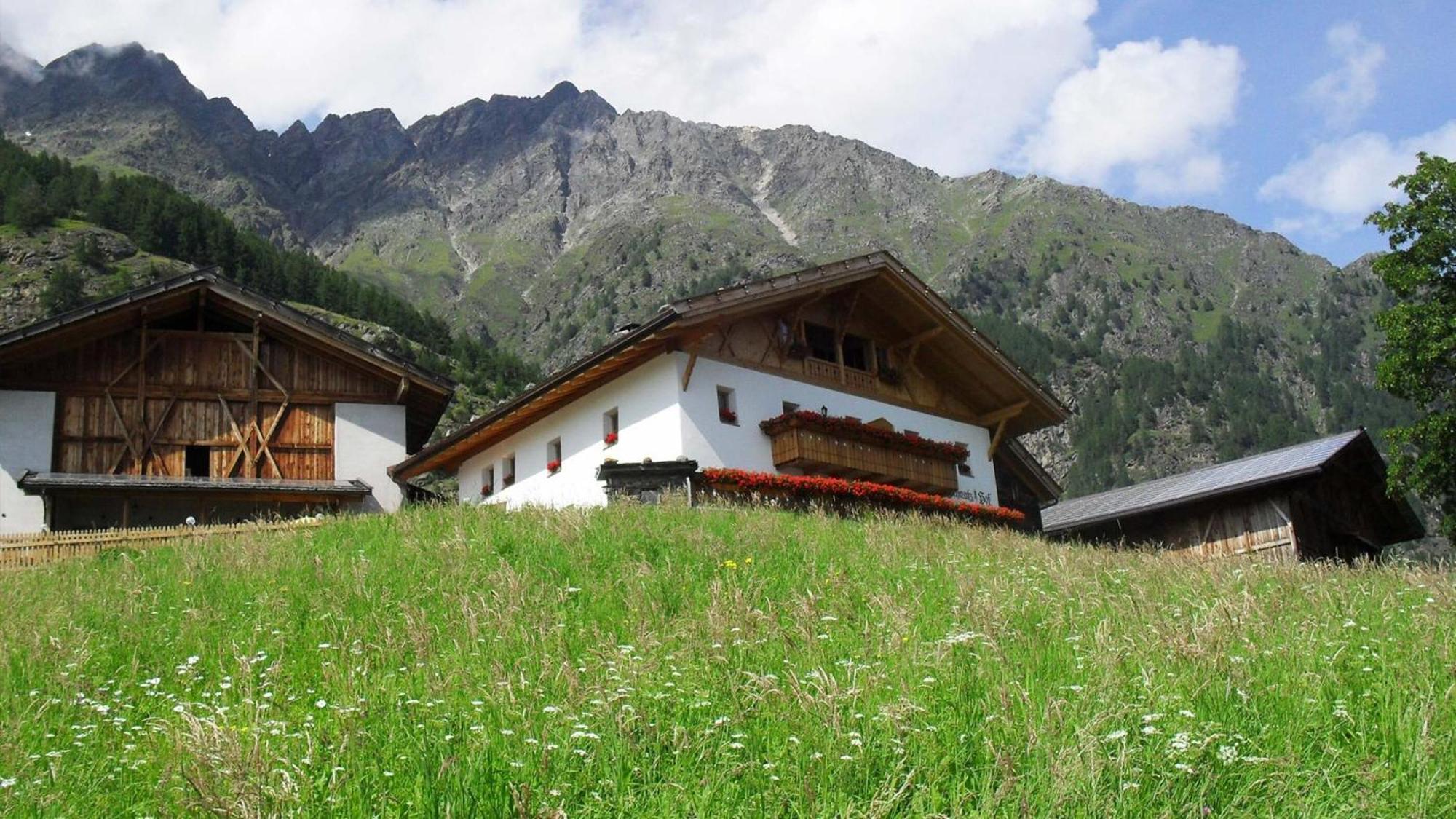 Schnatzhof Apartment Morgensonne Naturns Exterior foto